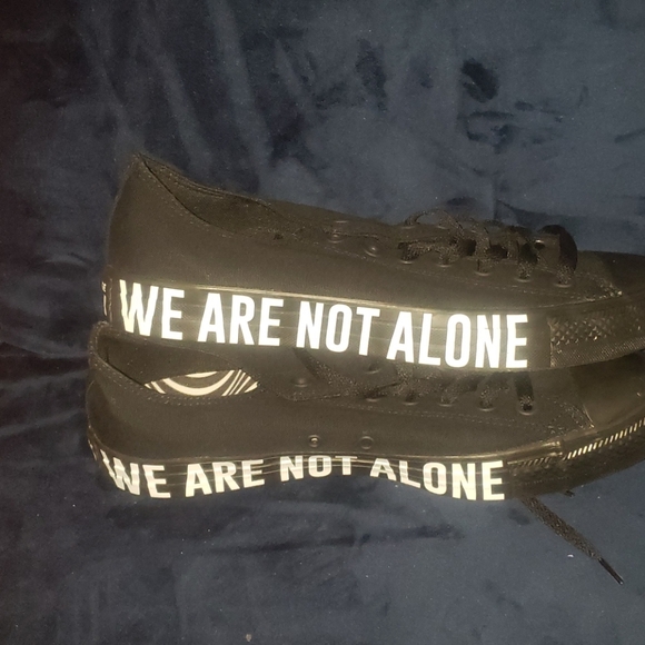 New Converse CTAS OX "WE ARE NOT ALONE"9.5M/11.5W - Picture 2 of 8